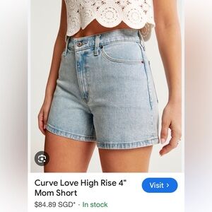 Abercrombie and Fitch Curve Love 4” Mom Shorts‎ Women’s size 37/24